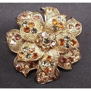 Vintage 1976 1980s Signed Liz Claiborne Rhinestone Flower Gold Tone Brooch Pin